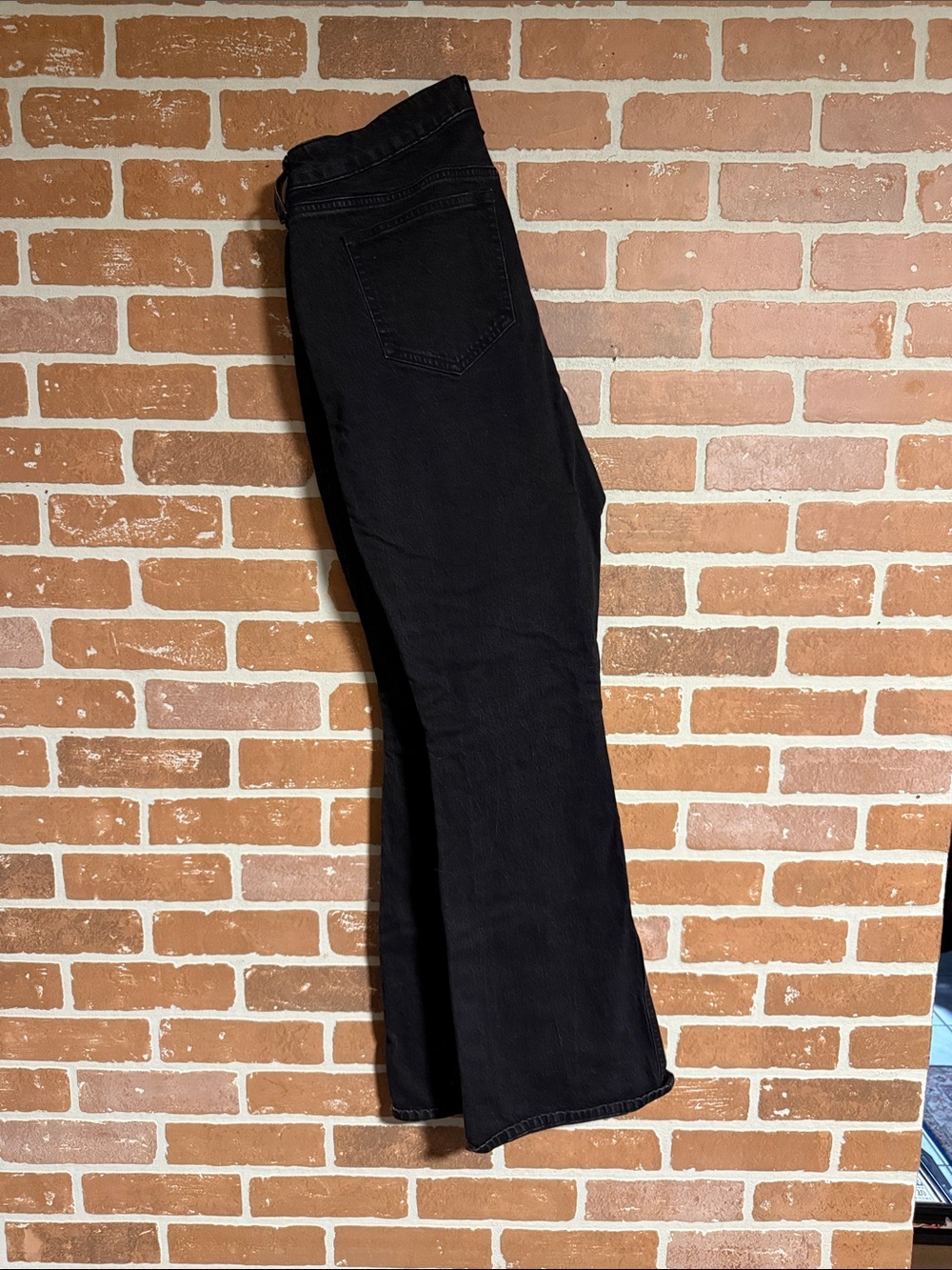 Abercrombie & Fitch Boot cut. Midrise